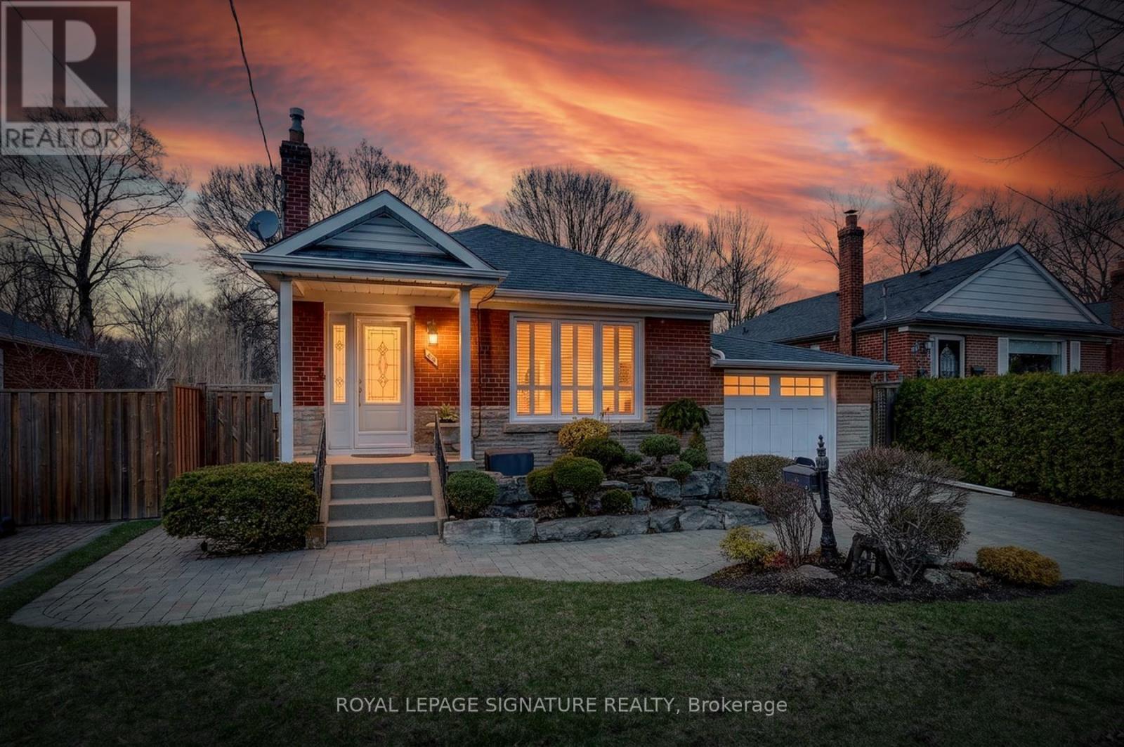 104 Ferris Road, Toronto, Ontario  M4B 1G4 - Photo 36 - E13000122