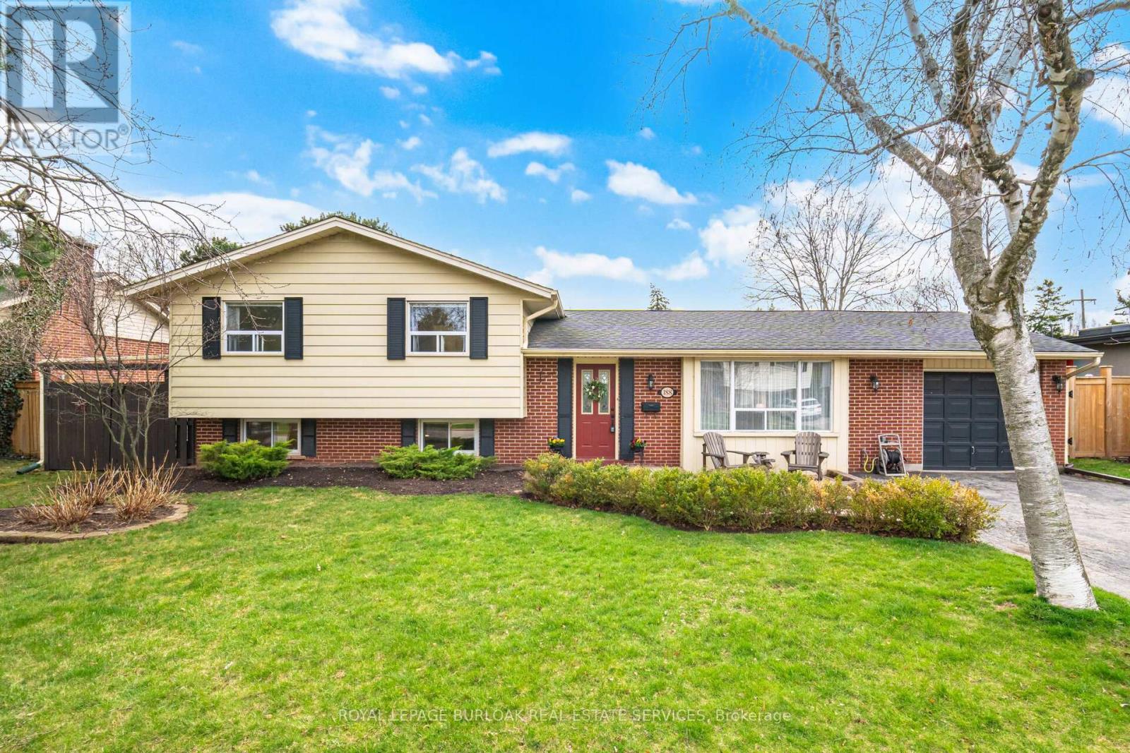 188 WHITE PINES DRIVE, Burlington, Ontario