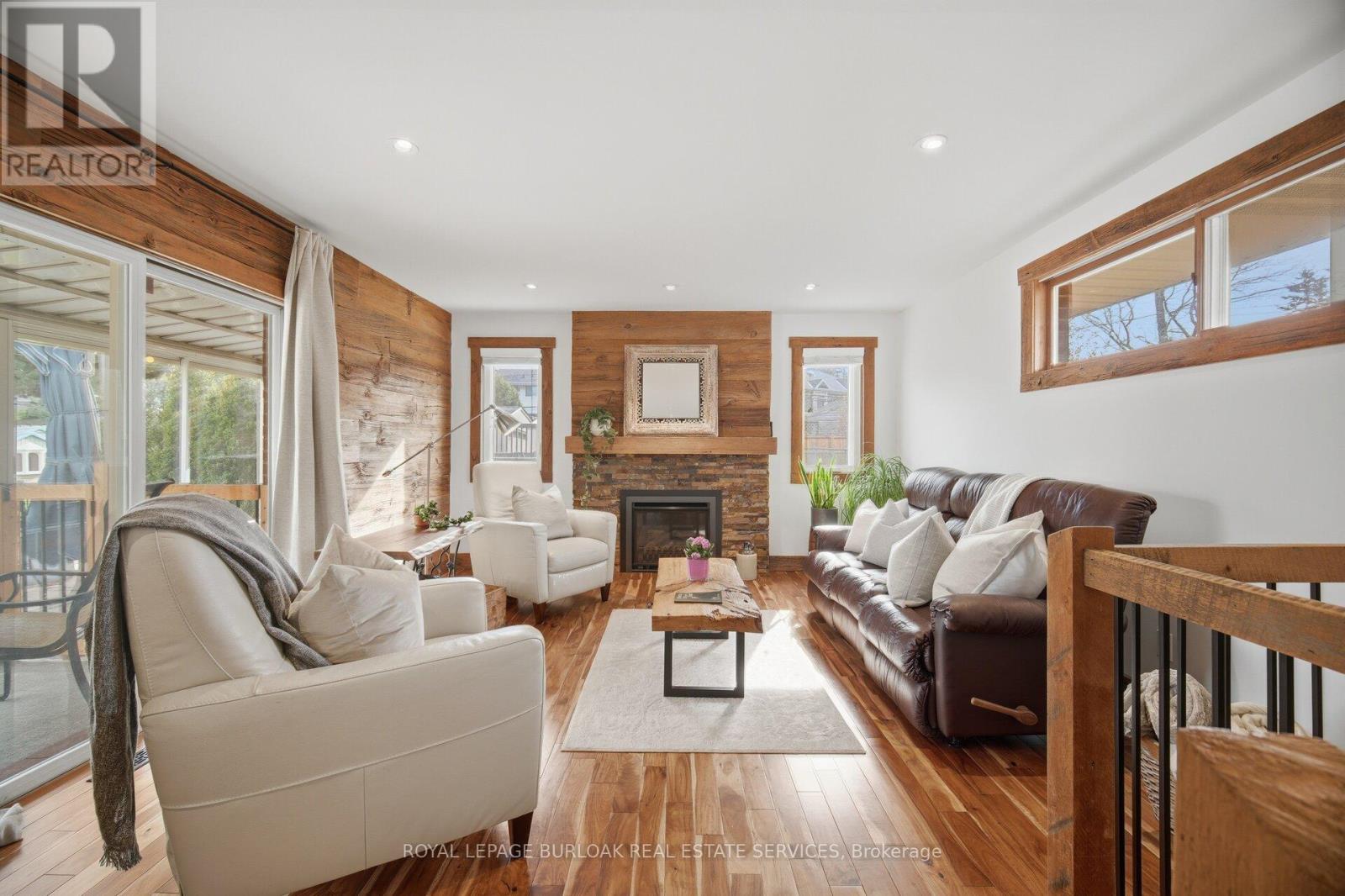 188 White Pines Drive, Burlington, Ontario  L7L 4E4 - Photo 13 - W13005852