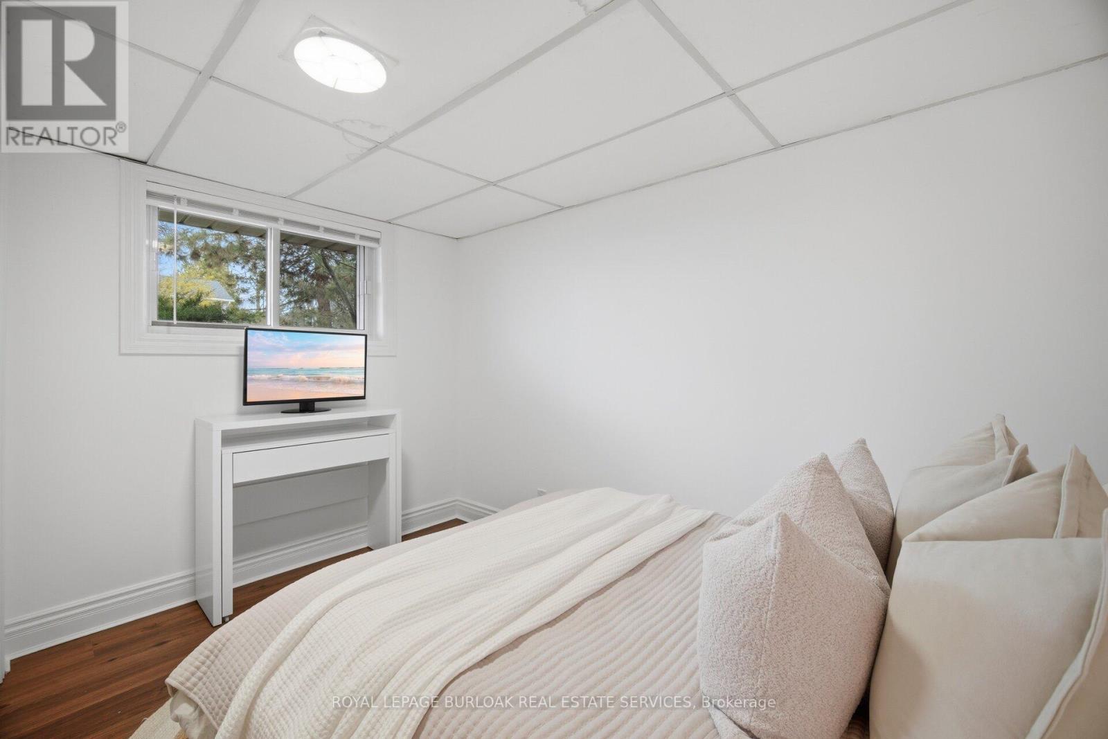 188 White Pines Drive, Burlington, Ontario  L7L 4E4 - Photo 36 - W13005852