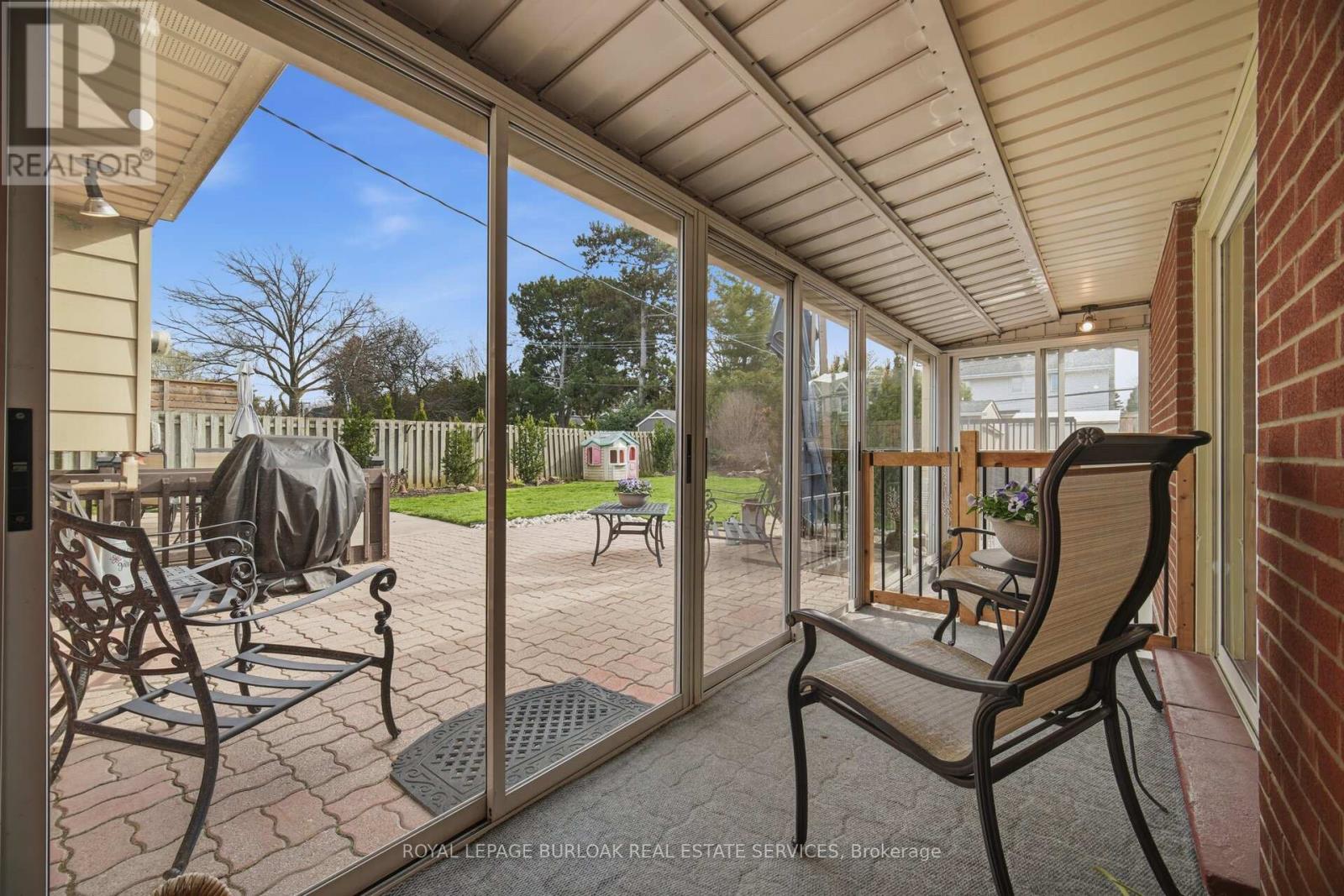 188 White Pines Drive, Burlington, Ontario  L7L 4E4 - Photo 40 - W13005852