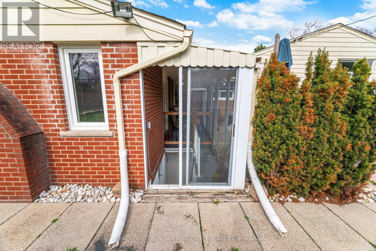 188 White Pines Drive, Burlington, Ontario  L7L 4E4 - Photo 42 - W13005852