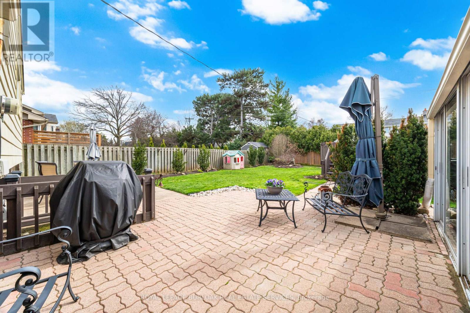 188 White Pines Drive, Burlington, Ontario  L7L 4E4 - Photo 45 - W13005852