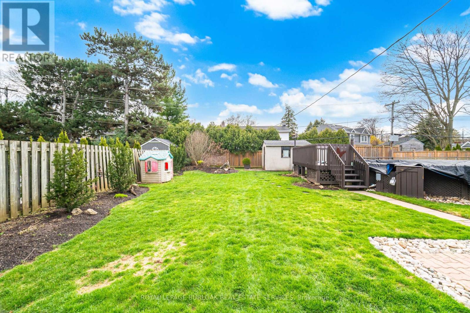 188 White Pines Drive, Burlington, Ontario  L7L 4E4 - Photo 47 - W13005852