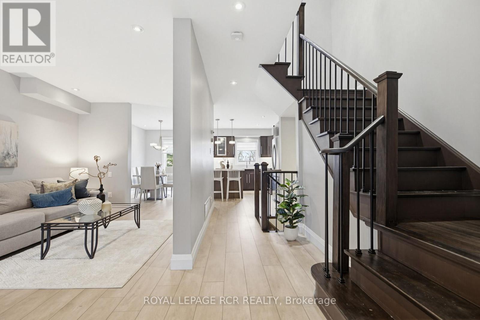 42 Archbury Circle, Caledon, Ontario  L7E 2H7 - Photo 3 - W13005902