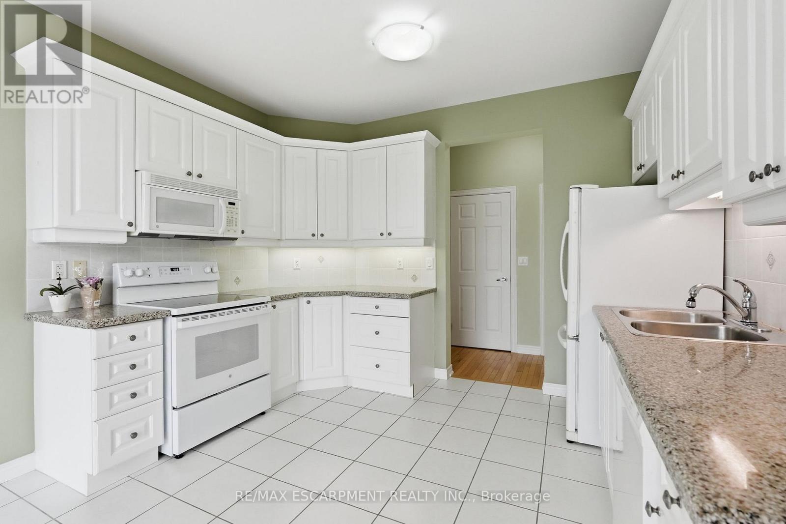 10 - 2165 Itabashi Way, Burlington, Ontario  L7M 0A2 - Photo 26 - W13005908