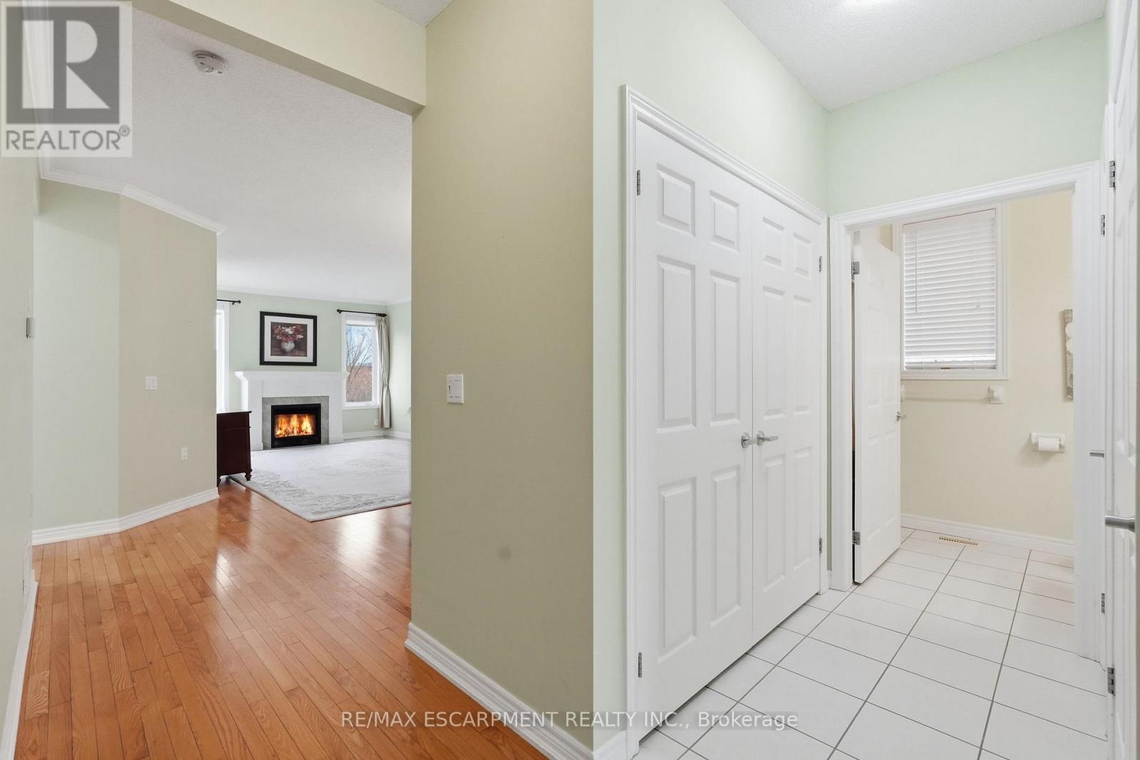 10 - 2165 Itabashi Way, Burlington, Ontario  L7M 0A2 - Photo 9 - W13005908