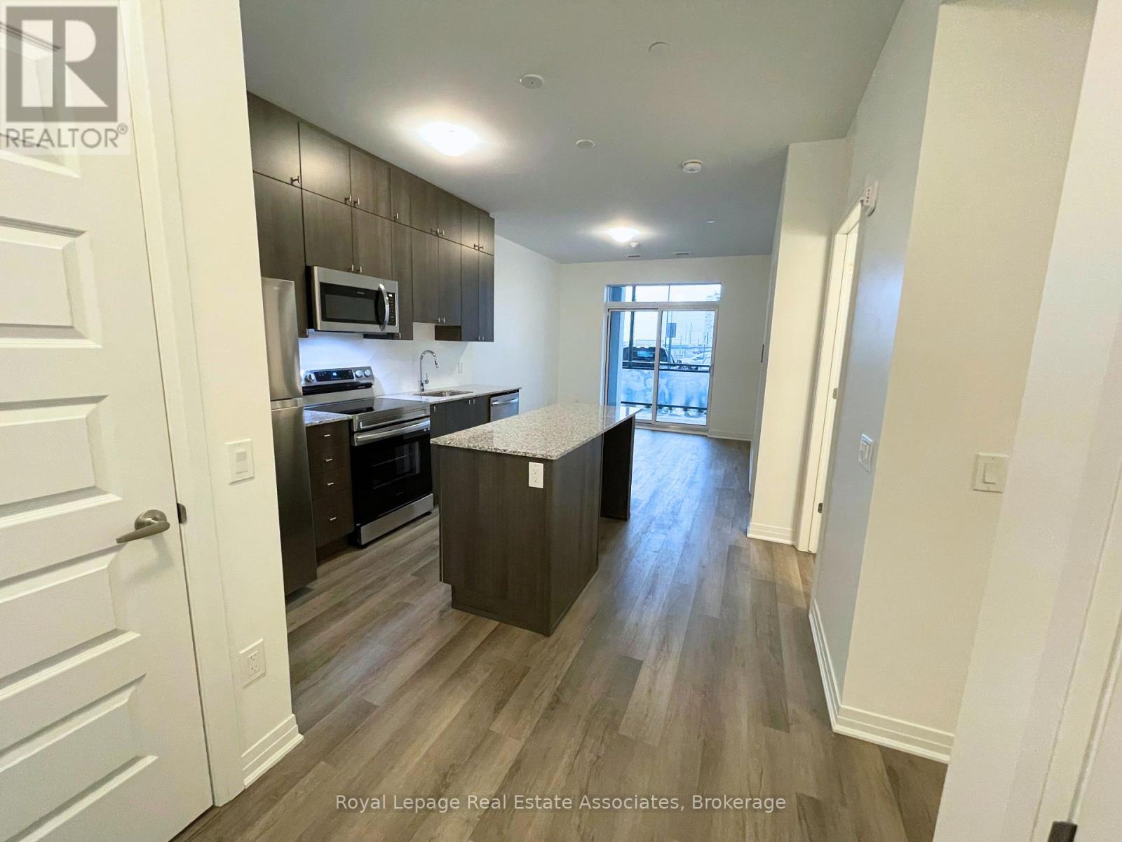 108 - 460 Gordon Krantz Avenue, Milton, Ontario  L9E 1Z2 - Photo 6 - W13005960