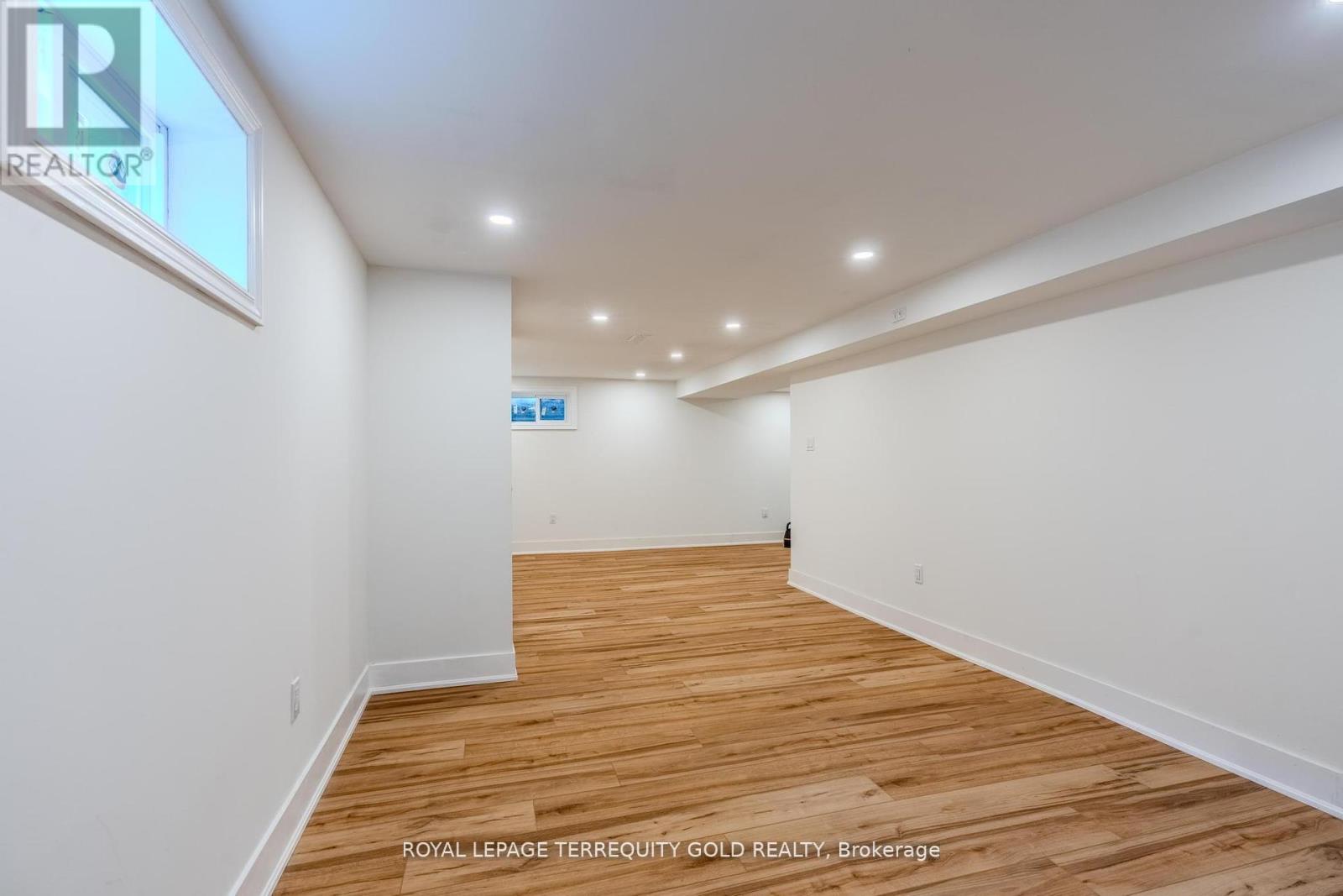 327 River Side Drive, Oakville, Ontario  L6K 3N3 - Photo 32 - W13006060