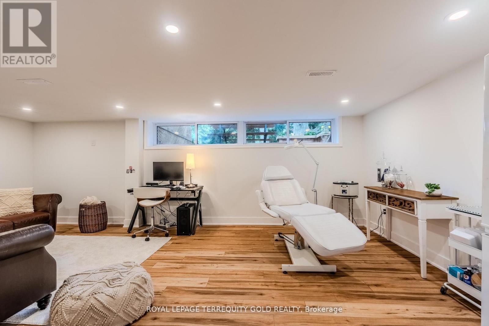 327 River Side Drive, Oakville, Ontario  L6K 3N3 - Photo 36 - W13006060