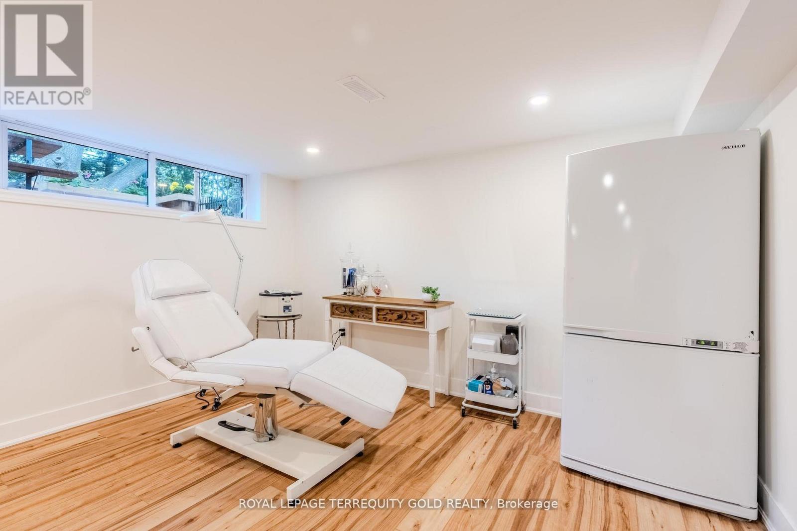 327 River Side Drive, Oakville, Ontario  L6K 3N3 - Photo 38 - W13006060