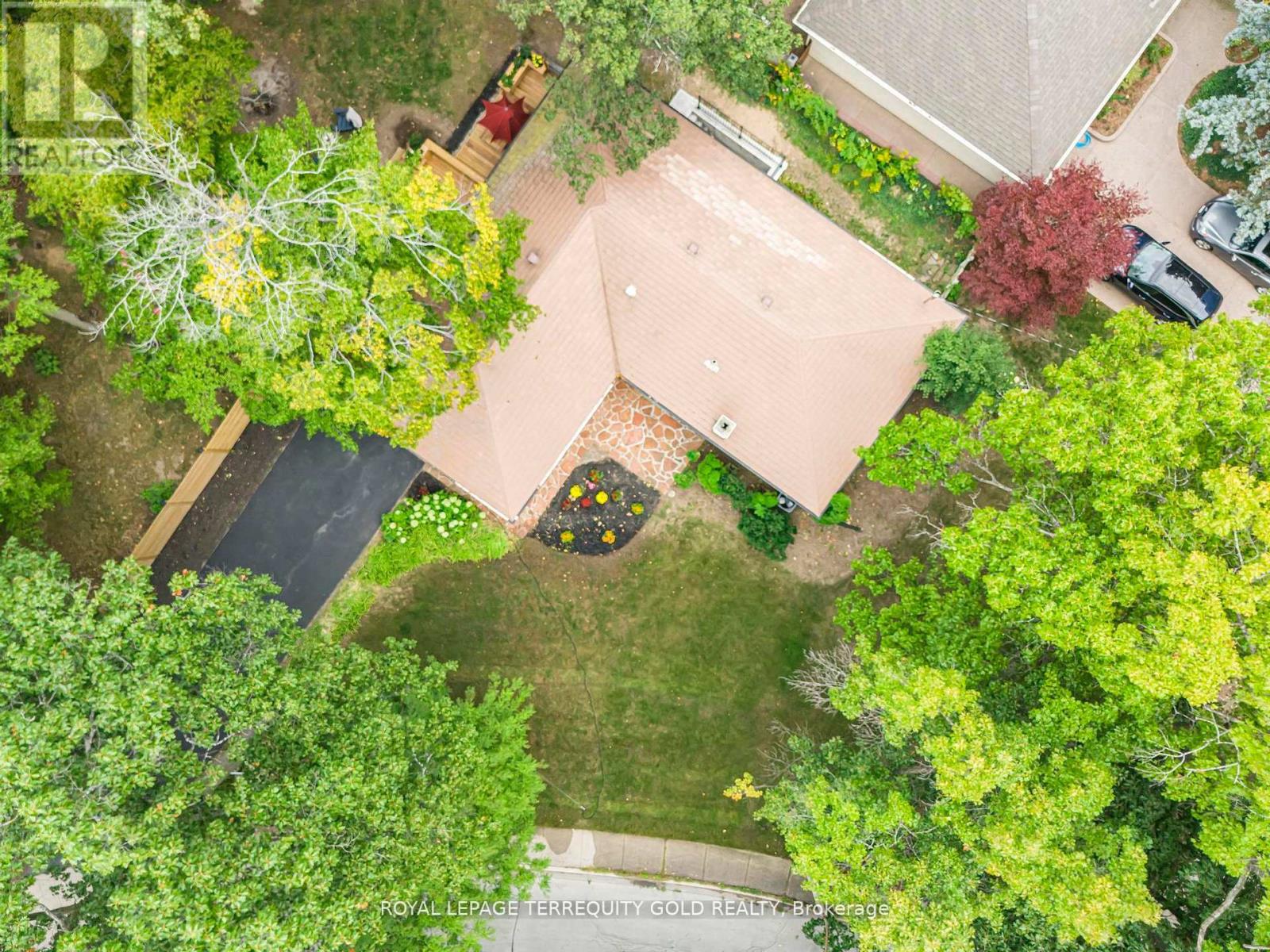 327 River Side Drive, Oakville, Ontario  L6K 3N3 - Photo 49 - W13006060