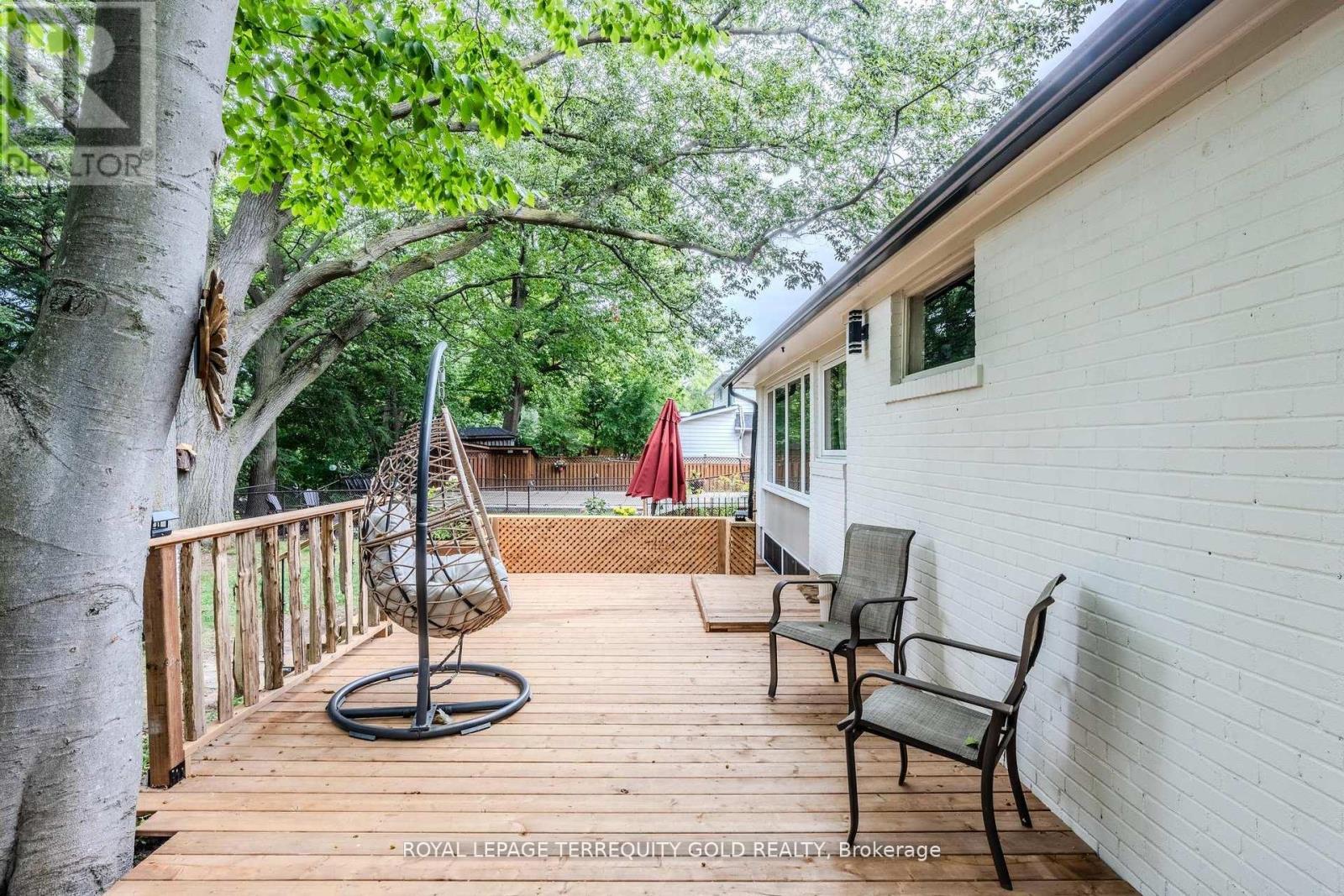 327 River Side Drive, Oakville, Ontario  L6K 3N3 - Photo 50 - W13006060