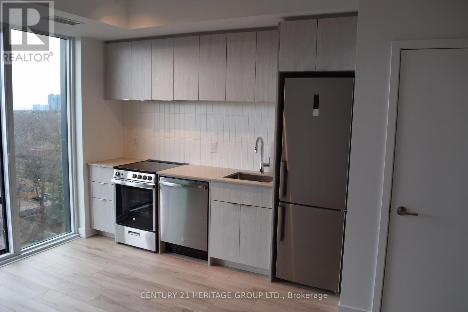 1006 - 1660 Bloor Street W, Toronto, Ontario  M6P 0C6 - Photo 13 - W13006078