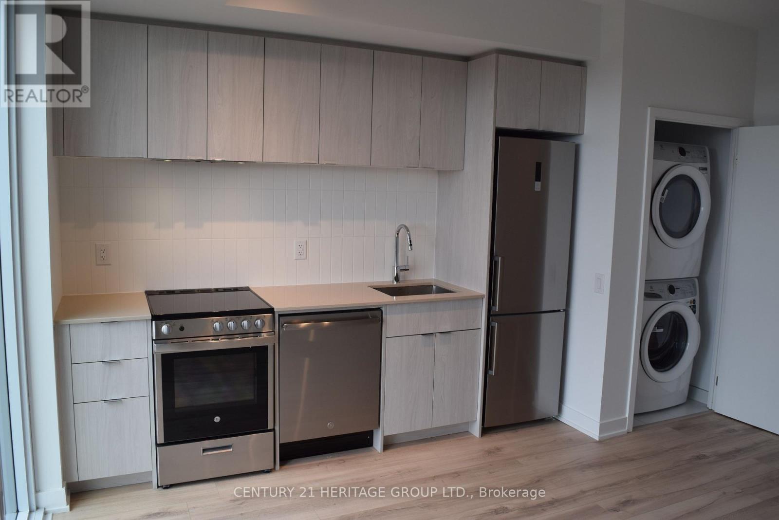 1006 - 1660 Bloor Street W, Toronto, Ontario  M6P 0C6 - Photo 14 - W13006078