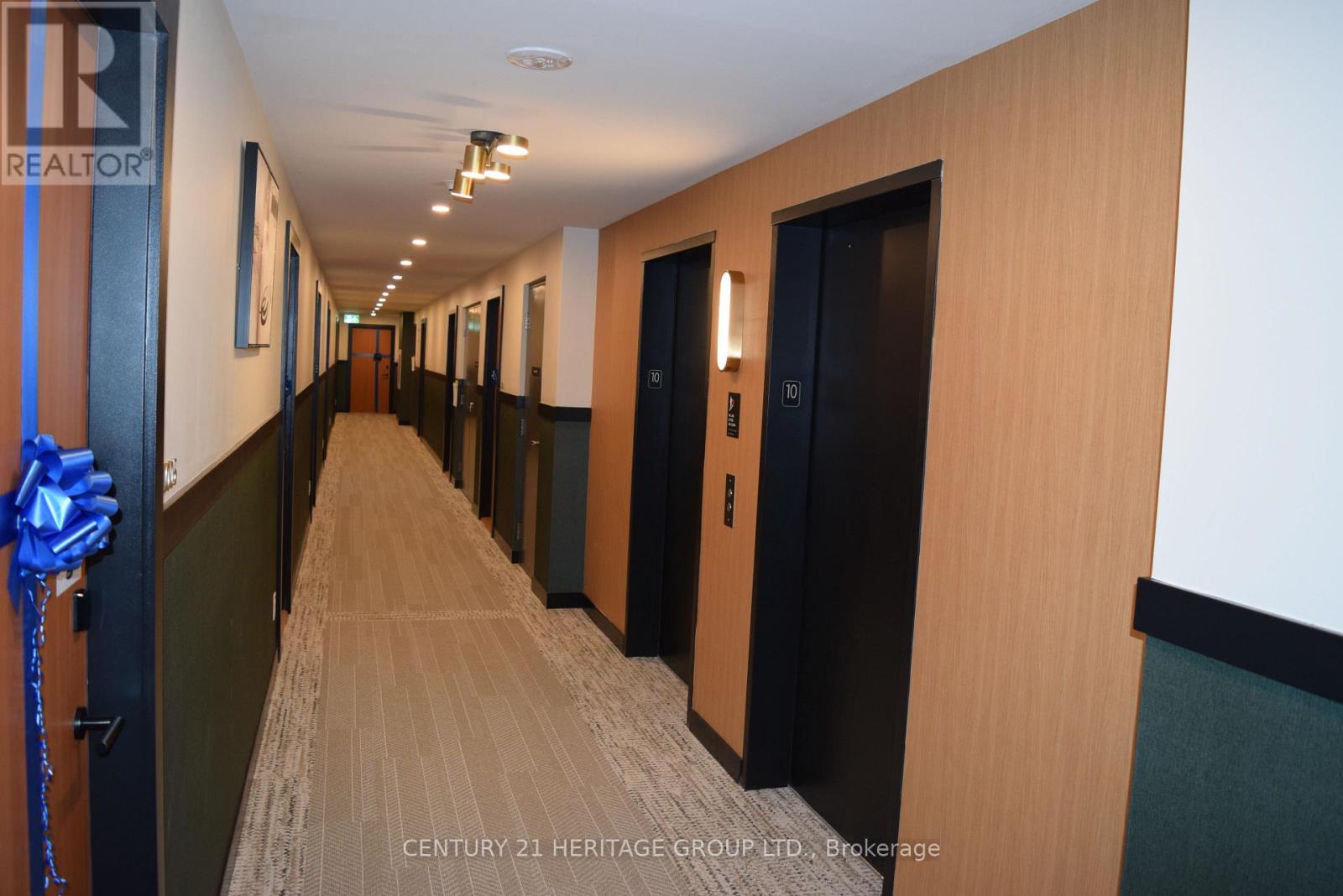 1006 - 1660 Bloor Street W, Toronto, Ontario  M6P 0C6 - Photo 5 - W13006078