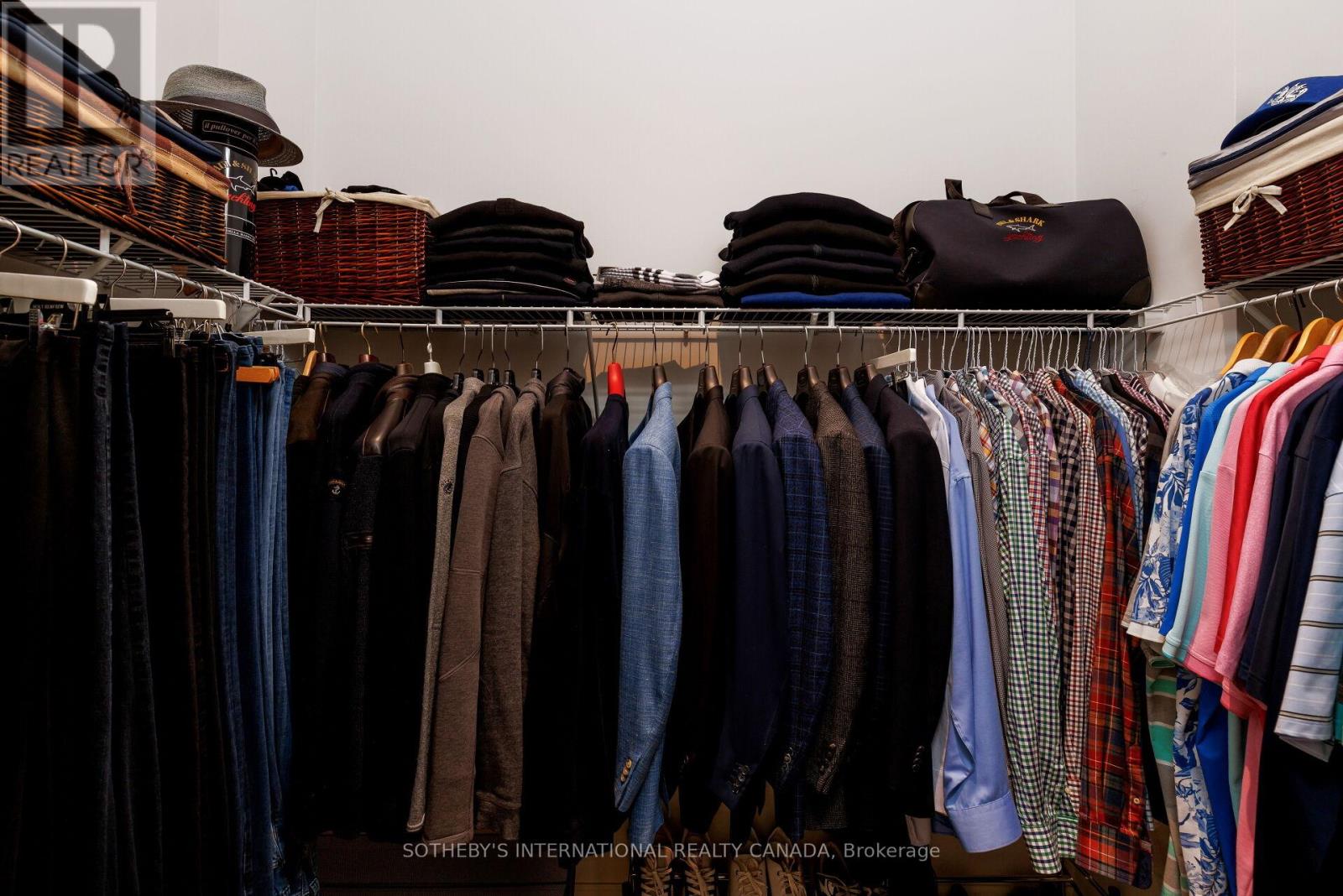 Th 2 - 4 The Kingsway, Toronto, Ontario  M8X 2T1 - Photo 21 - W13006082