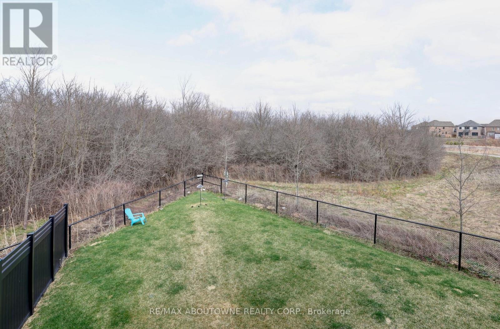 1416 Ford Strathy Crescent S, Oakville, Ontario  L6H 6E3 - Photo 43 - W13004494