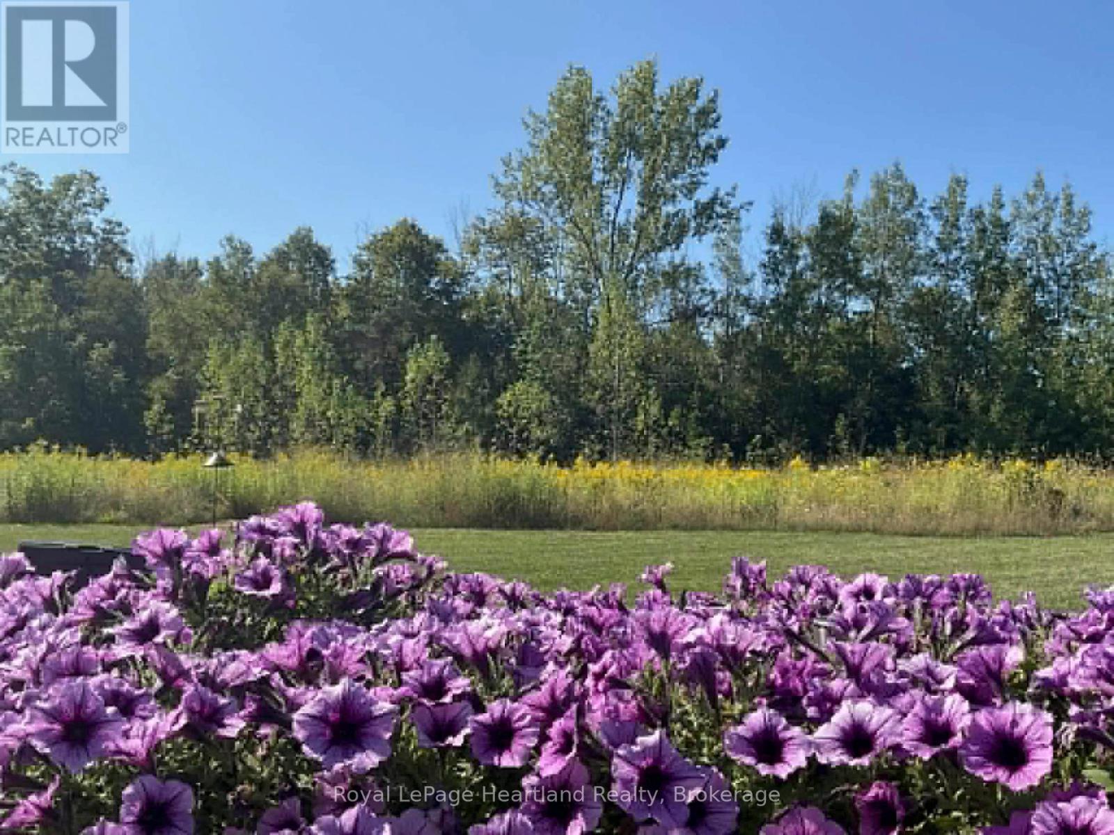 33 Lake Breeze Drive, Ashfield-Colborne-Wawanosh, Ontario  N7A 0B7 - Photo 33 - X12823884