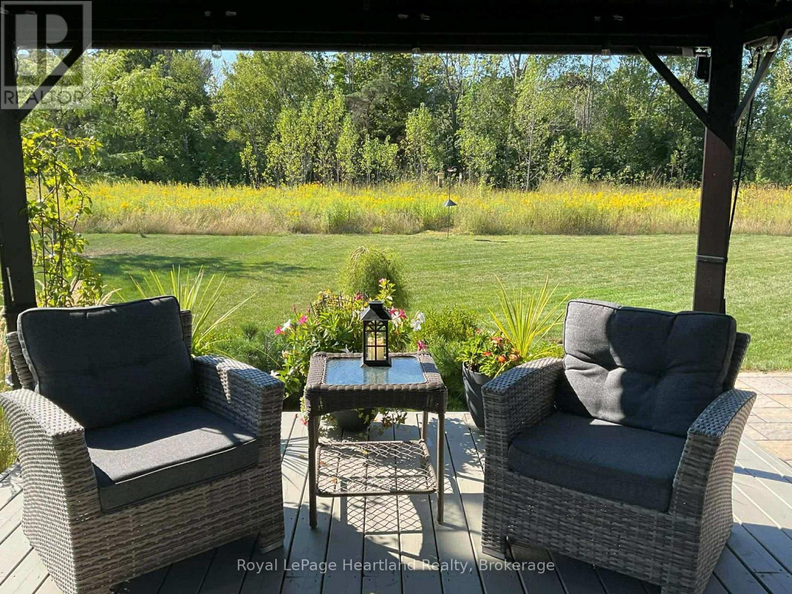 33 Lake Breeze Drive, Ashfield-Colborne-Wawanosh, Ontario  N7A 0B7 - Photo 30 - X12823884