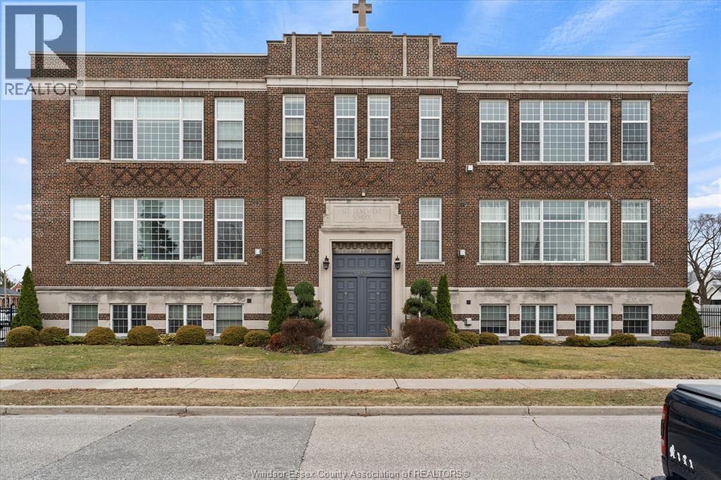 MLS# 26008318: 647 IRVINE Unit# 303, Windsor, Canada