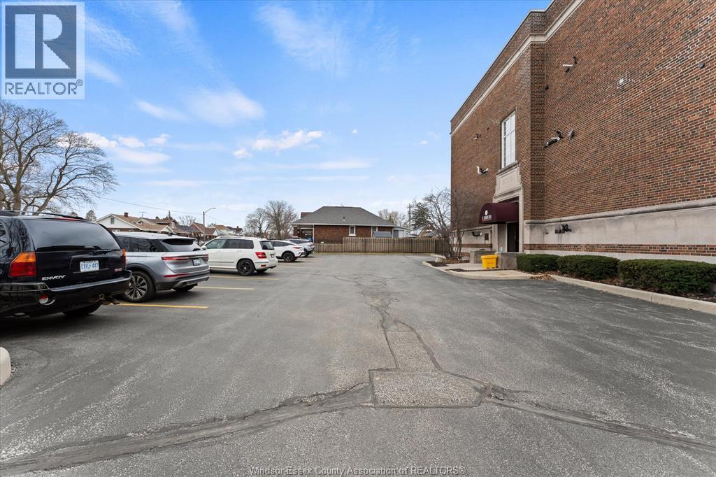 647 Irvine Unit# 303, Windsor, Ontario  N8X 2T4 - Photo 29 - 26008316