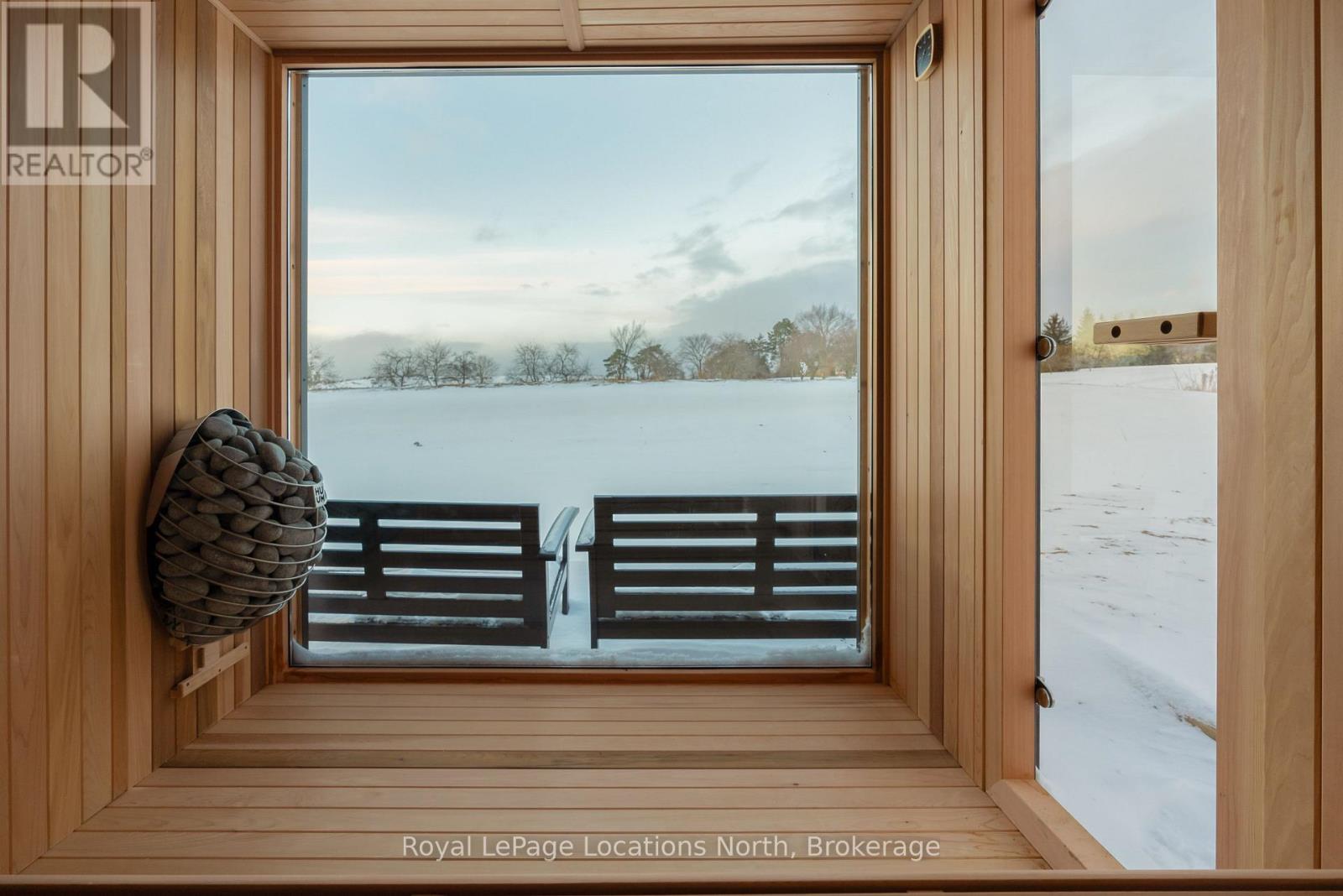 111 Slabtown Road, Blue Mountains, Ontario  N0H 1J0 - Photo 38 - X12616098