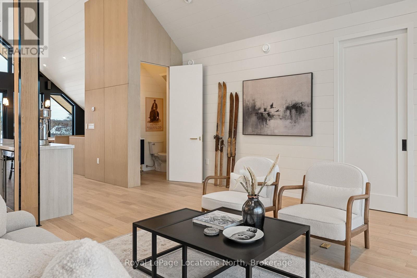 111 Slabtown Road, Blue Mountains, Ontario  N0H 1J0 - Photo 19 - X12616098