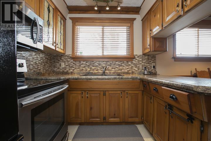 149 Denwood Dr, Sault Ste. Marie, Ontario  P6A 5R4 - Photo 11 - SM260657