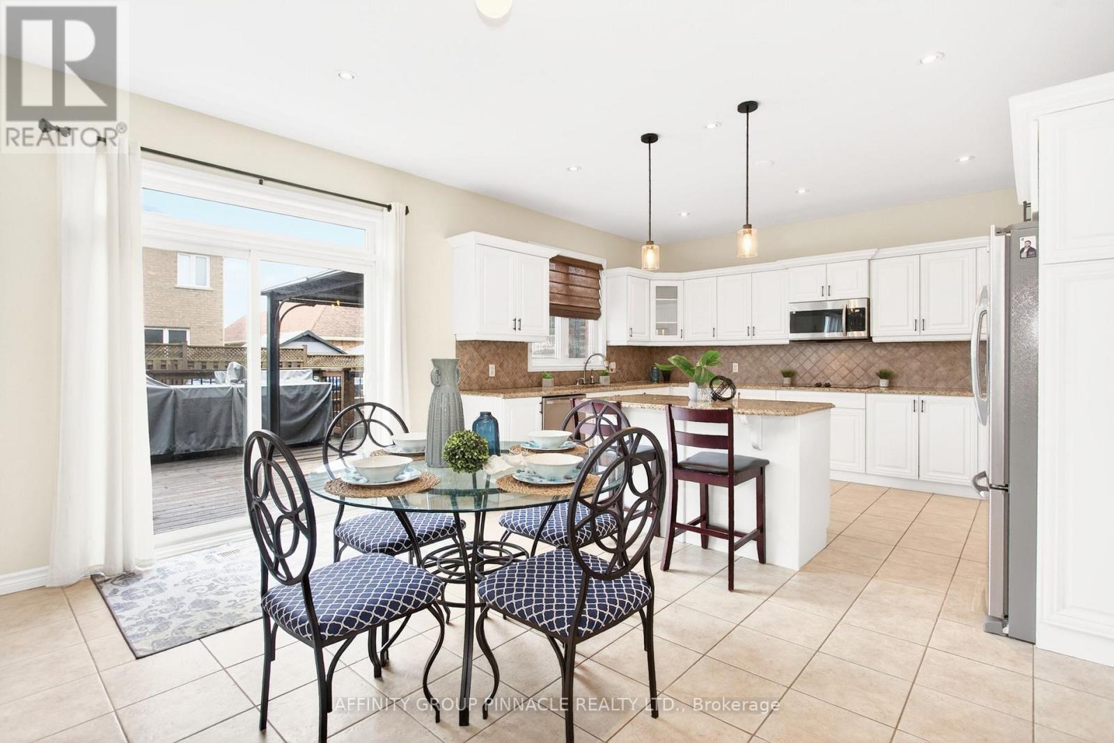 31 Ellis Crescent, Kawartha Lakes, Ontario  K9V 0A5 - Photo 15 - X12928320