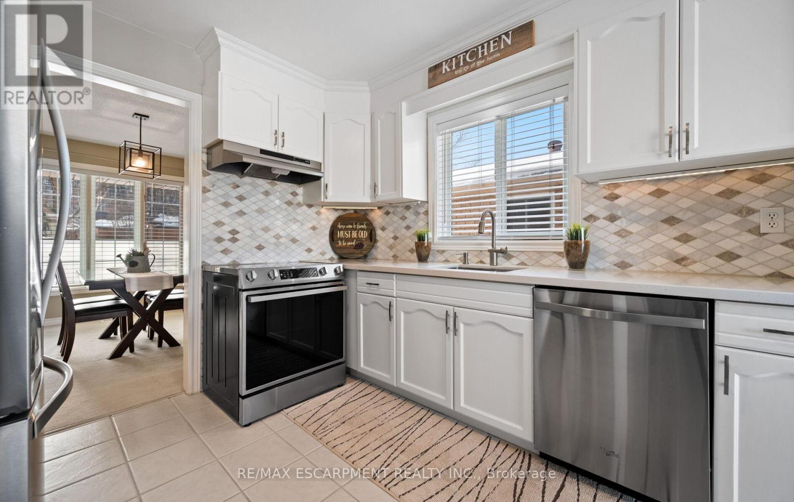 39 Colonial Crescent, Grimsby, Ontario  L3M 5H3 - Photo 10 - X13005672