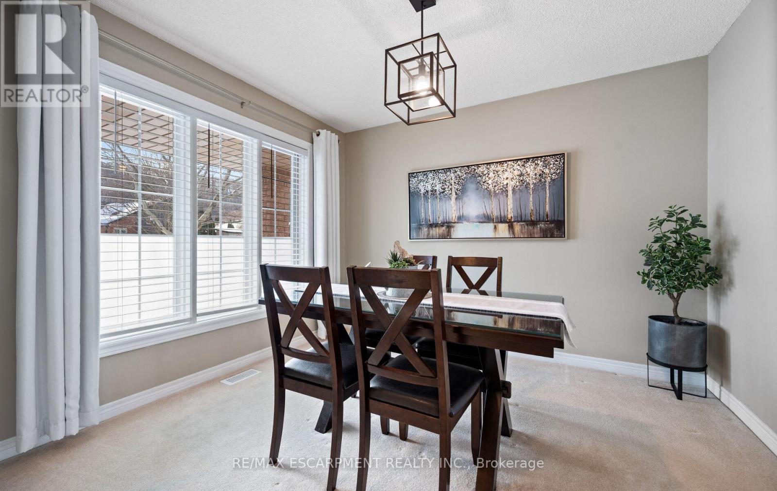 39 Colonial Crescent, Grimsby, Ontario  L3M 5H3 - Photo 16 - X13005672