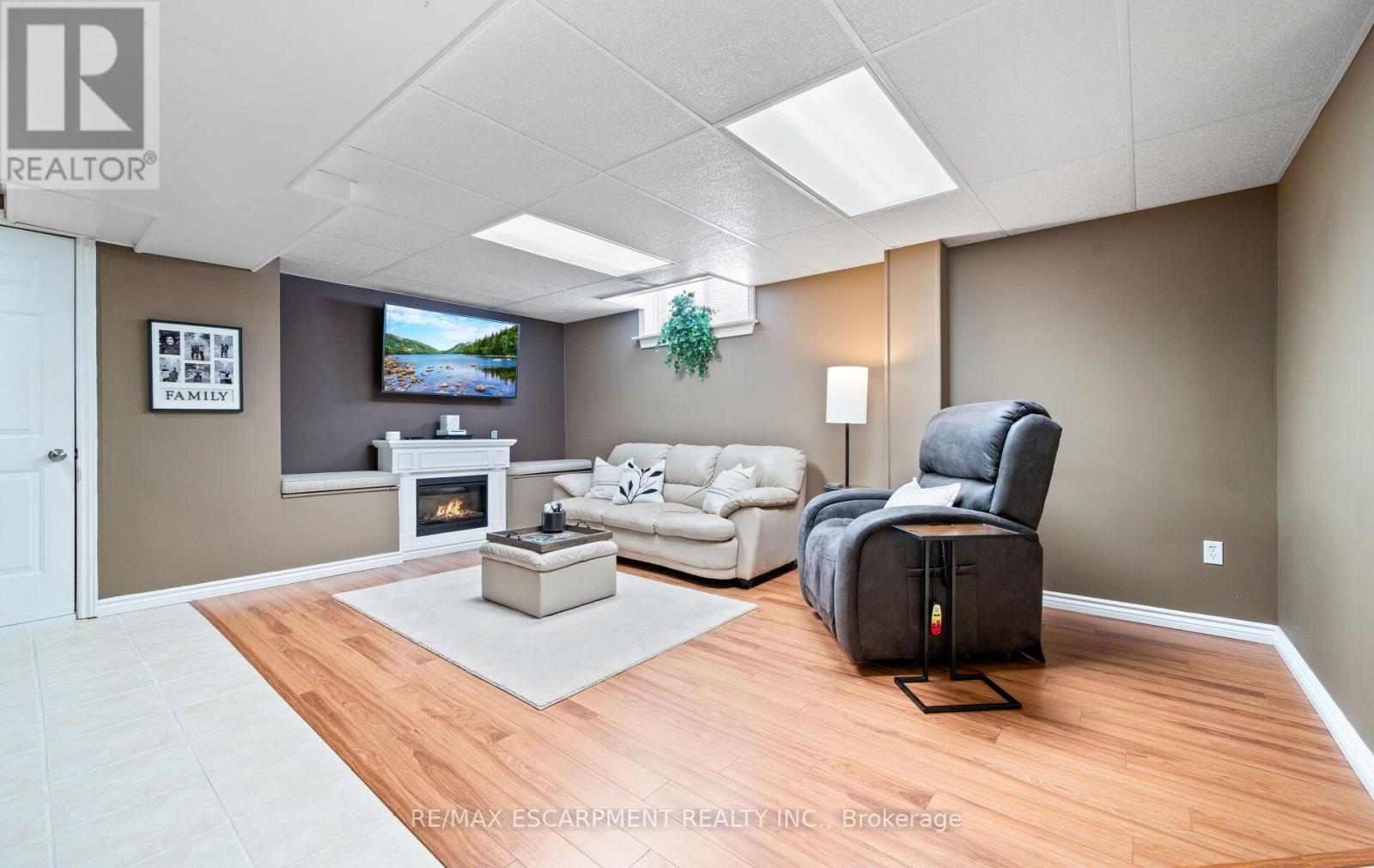 39 Colonial Crescent, Grimsby, Ontario  L3M 5H3 - Photo 26 - X13005672