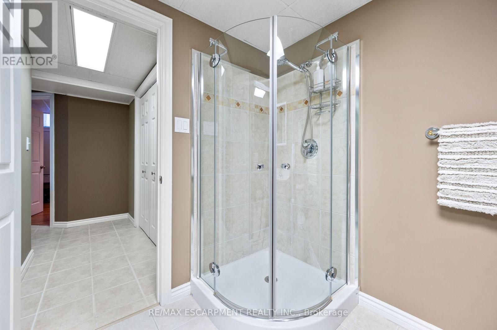 39 Colonial Crescent, Grimsby, Ontario  L3M 5H3 - Photo 28 - X13005672