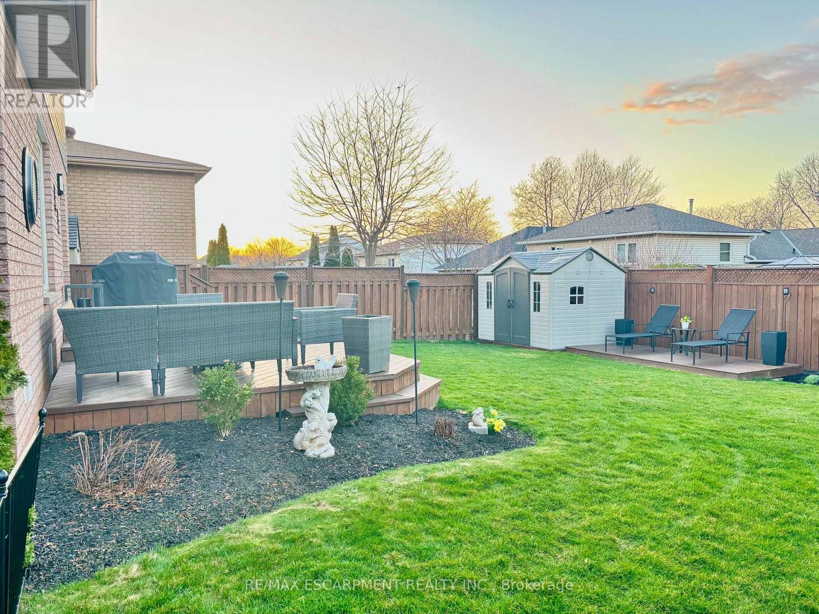 39 Colonial Crescent, Grimsby, Ontario  L3M 5H3 - Photo 35 - X13005672