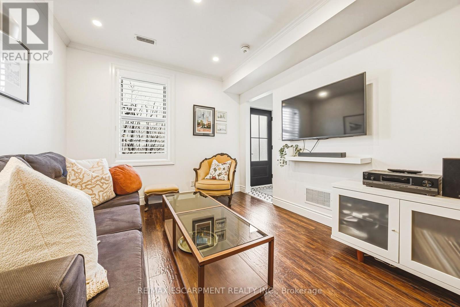 153 Elgin Street, Hamilton, Ontario  L8L 4Y1 - Photo 4 - X13005754