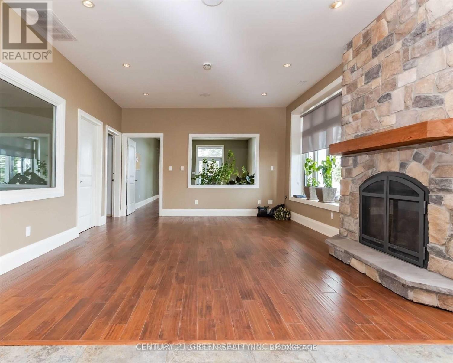 935689 Airport Road, Mono, Ontario  L0N 1R0 - Photo 19 - X13005810