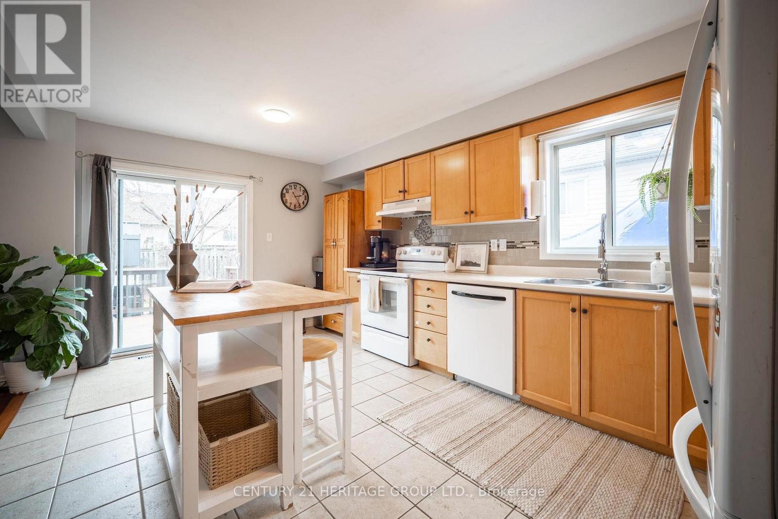 4448 Dennis Avenue, Lincoln, Ontario  L0R 1B5 - Photo 9 - X13005856