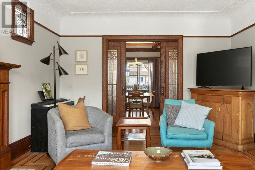 93 Houghton Avenue S, Hamilton, Ontario  L8K 2M9 - Photo 12 - X13005870