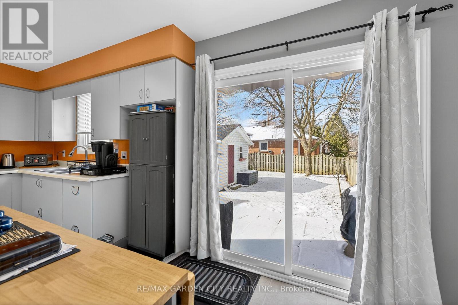 6479 Malibu Drive, Niagara Falls, Ontario  L2H 2W4 - Photo 11 - X13005934