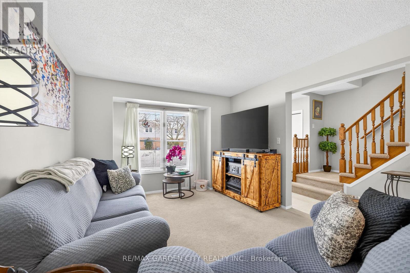 6479 Malibu Drive, Niagara Falls, Ontario  L2H 2W4 - Photo 4 - X13005934