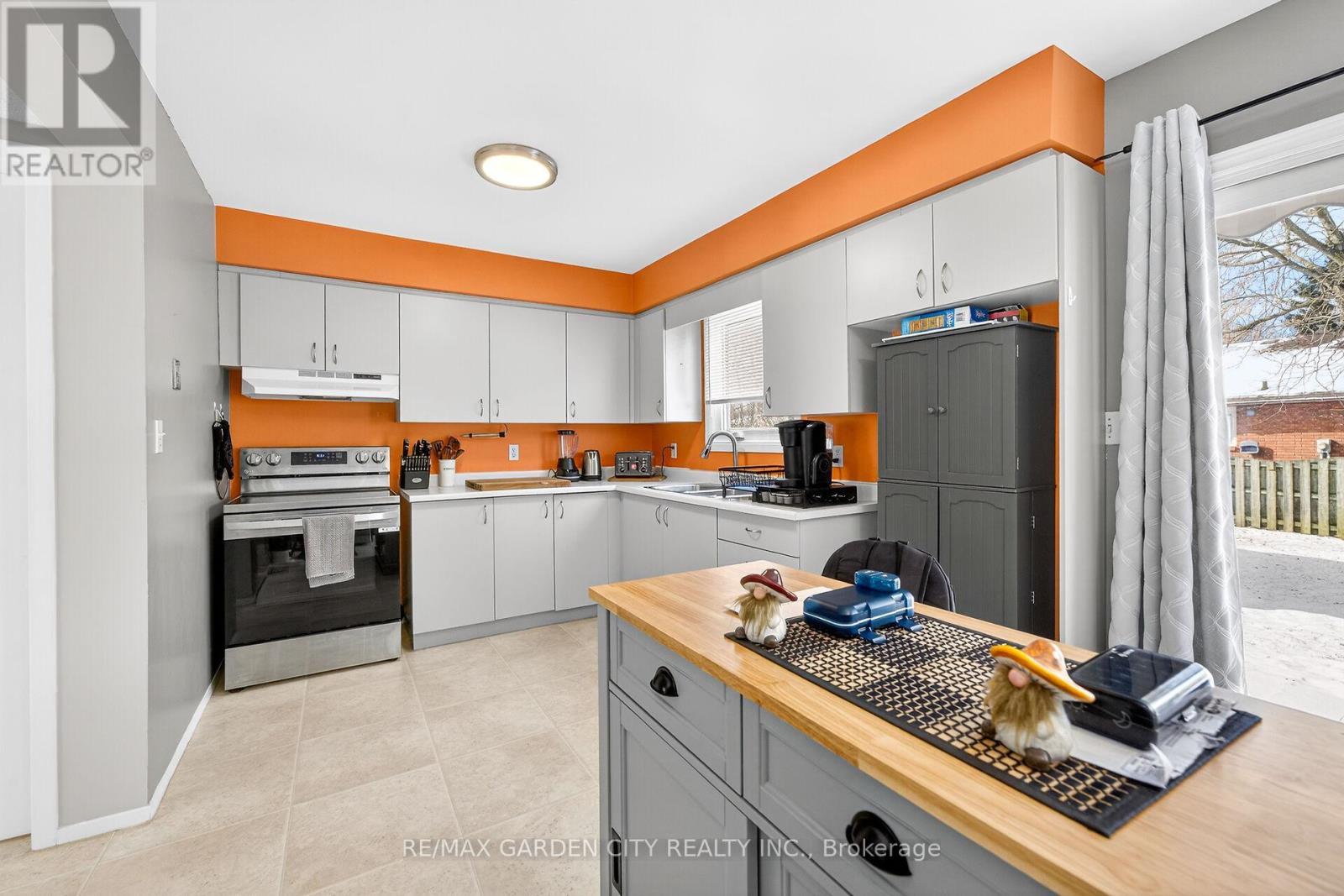 6479 Malibu Drive, Niagara Falls, Ontario  L2H 2W4 - Photo 8 - X13005934