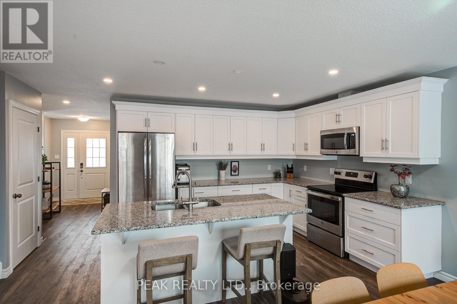 3 - 28 Minler Street, Ingersoll, Ontario  N5C 0C9 - Photo 11 - X13006014