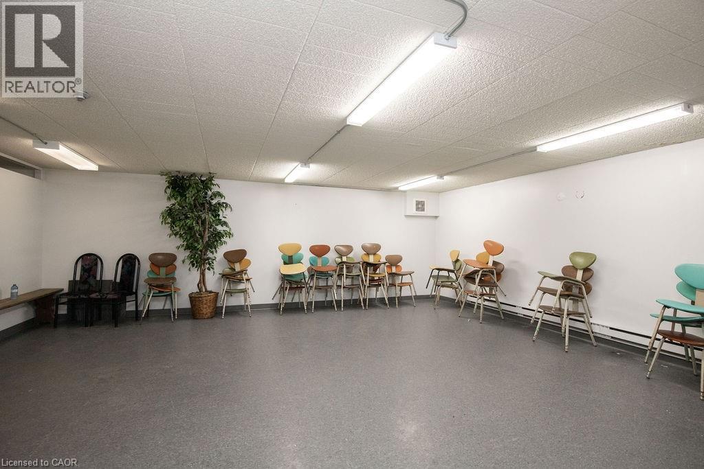 71 Vanier Drive Unit# 110, Kitchener, Ontario  N2C 1J4 - Photo 29 - 40799379