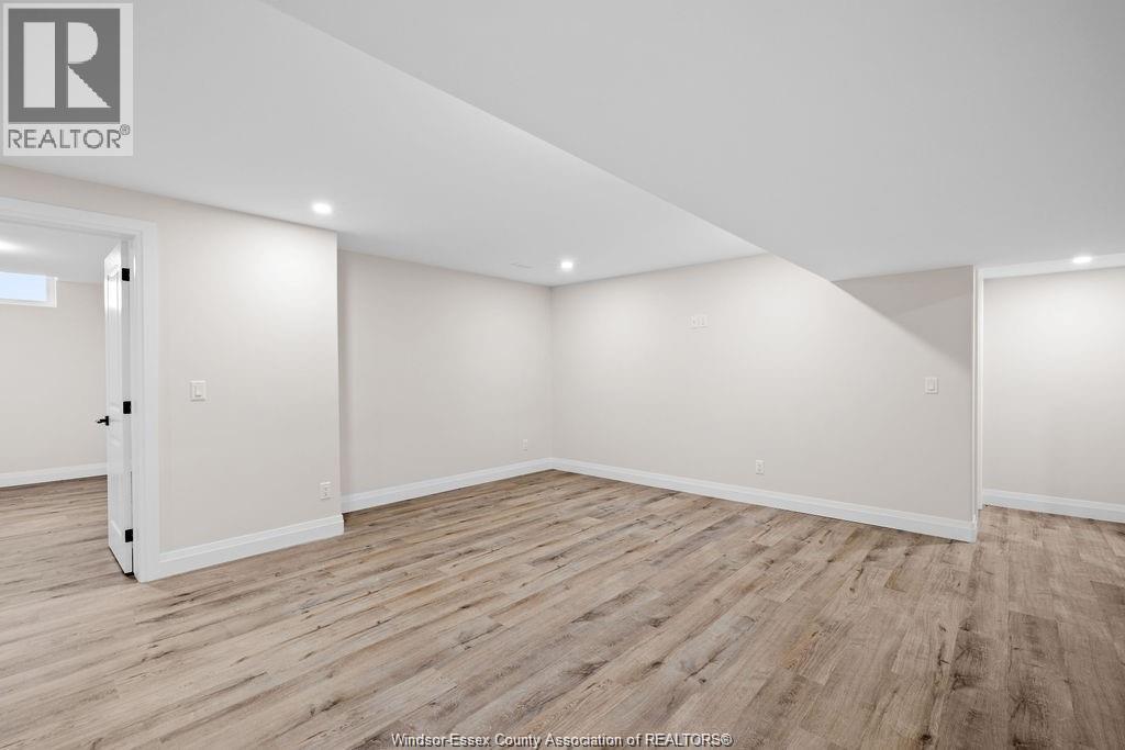 7568 Silverleaf Lane, Lasalle, Ontario  N9H 1E3 - Photo 32 - 26007375