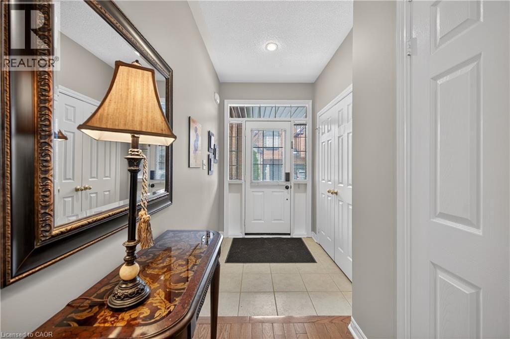 300 Ravineview Way Unit# 41, Oakville, Ontario  L6H 7J2 - Photo 5 - 40820815