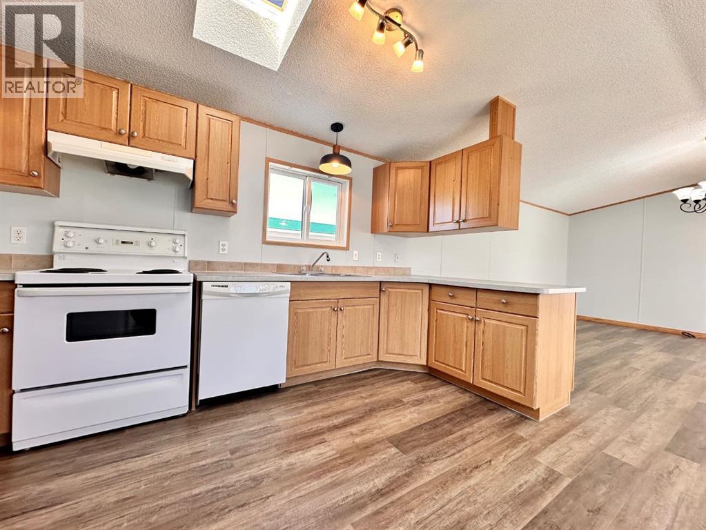 318-349 Railway Avenue, Duchess, Alberta  T0J 0Z0 - Photo 11 - A2292615