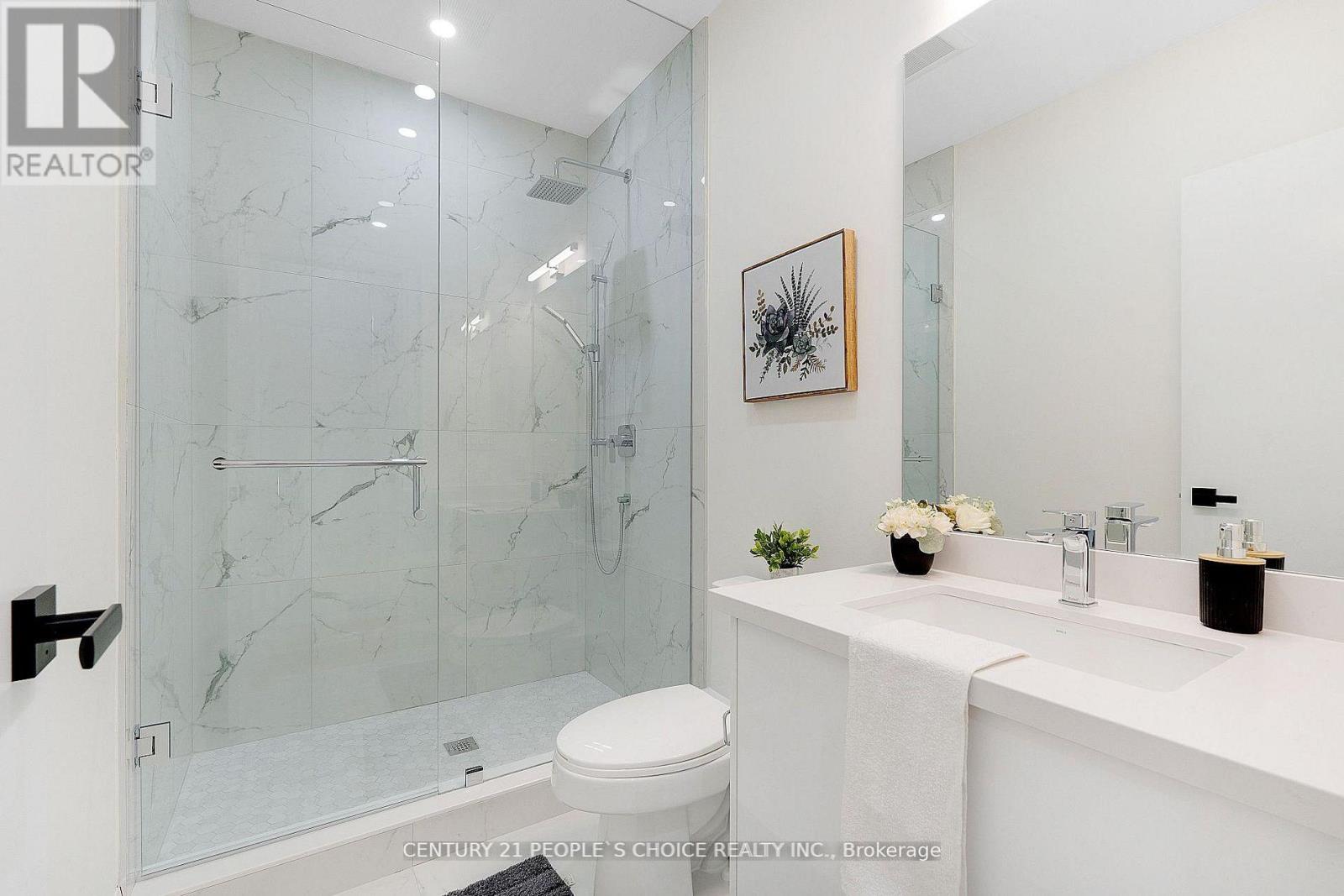 Upper - 8915 Heritage Road, Brampton, Ontario  L6Y 0E4 - Photo 34 - W12991800