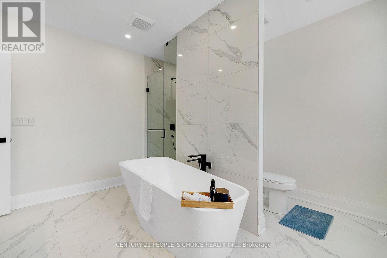 Upper - 8915 Heritage Road, Brampton, Ontario  L6Y 0E4 - Photo 38 - W12991800