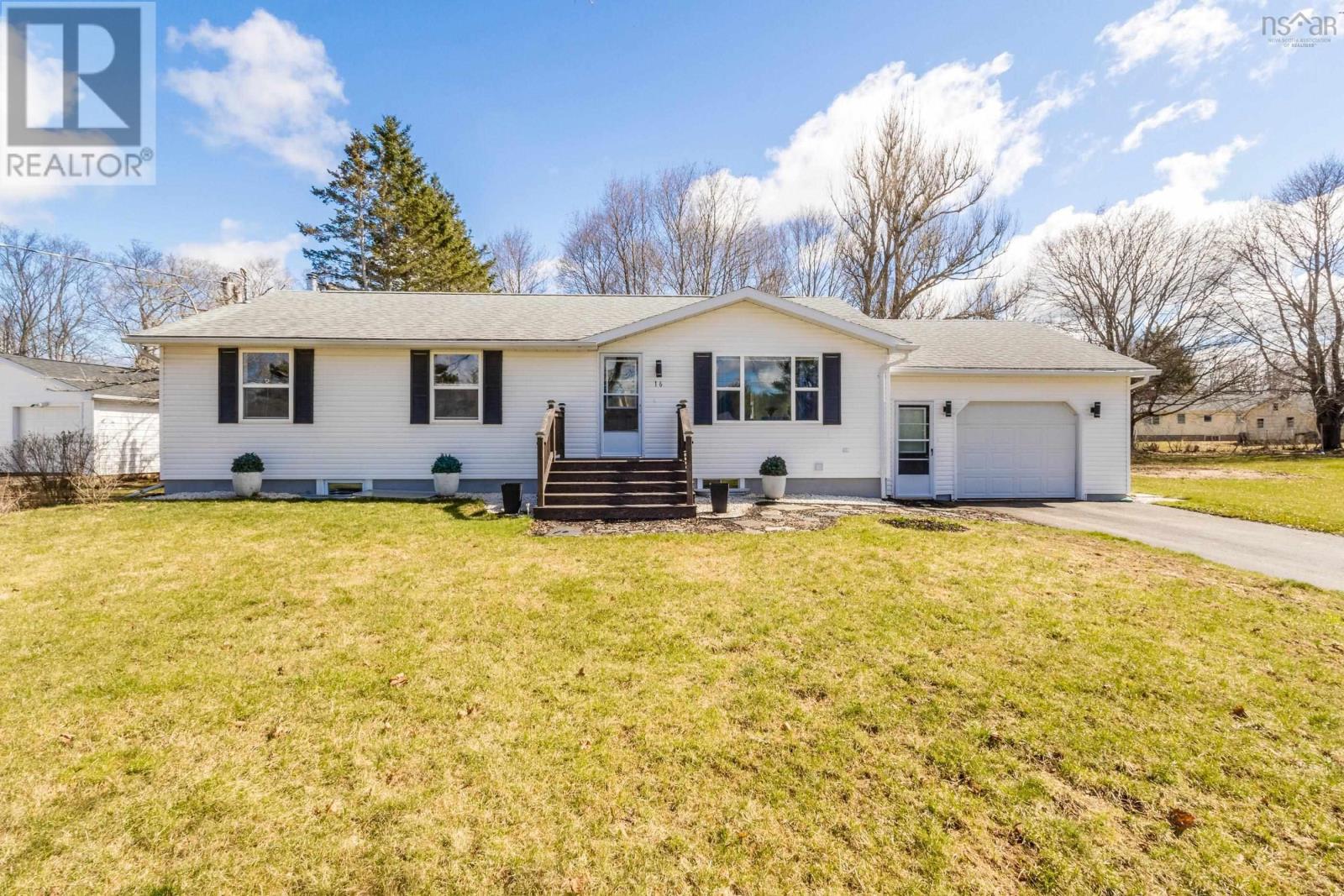 16 Hillcrest Avenue, Nictaux, Nova Scotia  B0S 1P0 - Photo 3 - 202607610